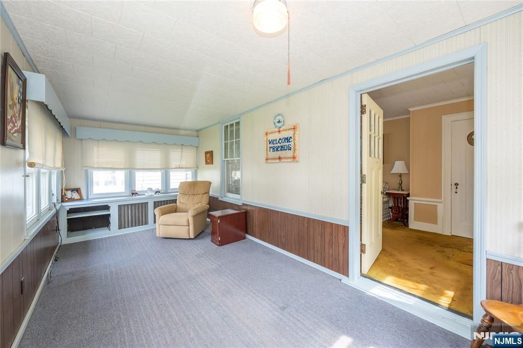 Photo of 11 Oak Grove Road, Caldwell, NJ 07006 (MLS # 26012856)