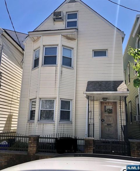 Photo of 421 Hamilton St #1, Harrison, NJ 07029 (MLS # 26006248)