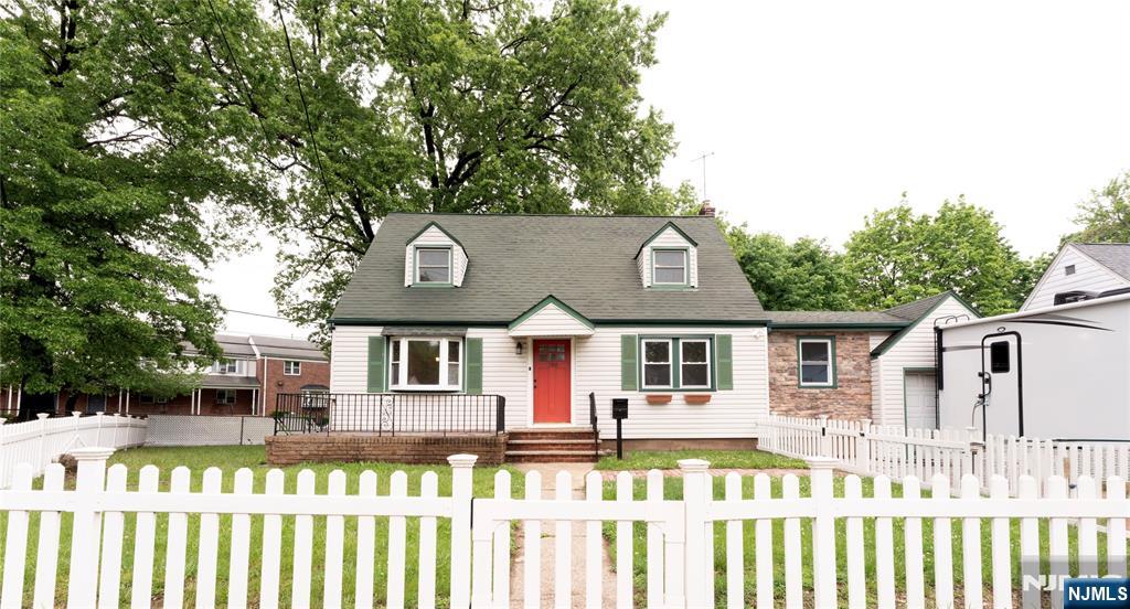 Property for Sale at 155 Liberty Road, Teaneck, New Jersey - Bedrooms: 4 
Bathrooms: 2 
Rooms: 9  - $695,000