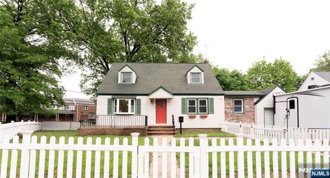 155 Liberty Road Teaneck NJ 07666