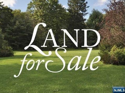 Photo of 353 Beech Street, Hackensack, NJ 07601 (MLS # 26012848)