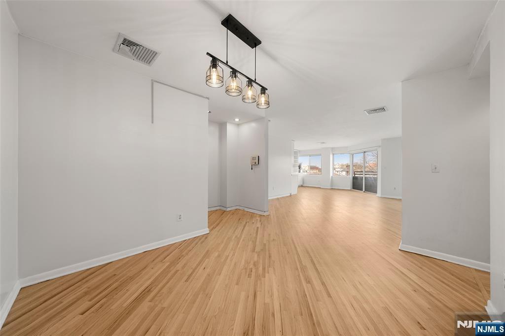 364 Palisade Avenue 5B