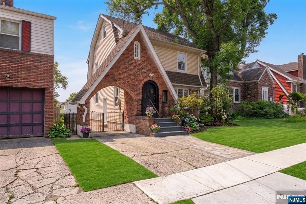 246 Belleview Terrace