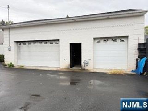167 Hamilton Avenue Garage Lodi NJ 07644