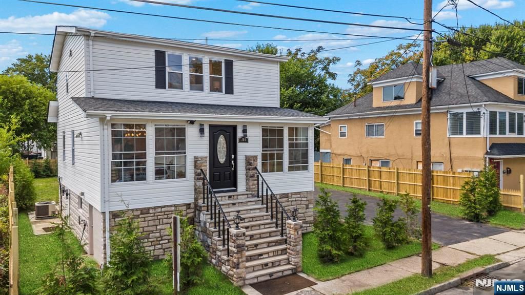 Photo of 184 2nd Street, Englewood, NJ 07631 (MLS # 25030716)