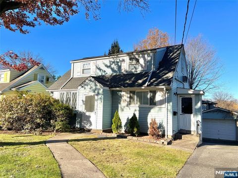 Photo of 80 Franklin Ave, Fairview, NJ 07022 (MLS # 25043123)