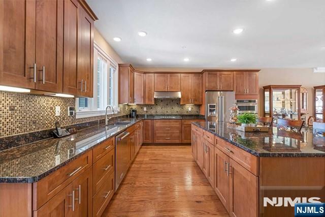 605 Cottonwood Court 605