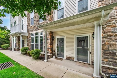 10 Aster Garfield NJ 07026