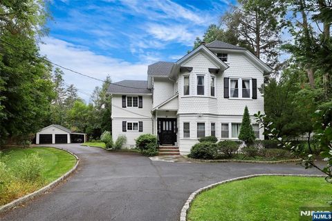 12 Westervelt Avenue Tenafly NJ 07670