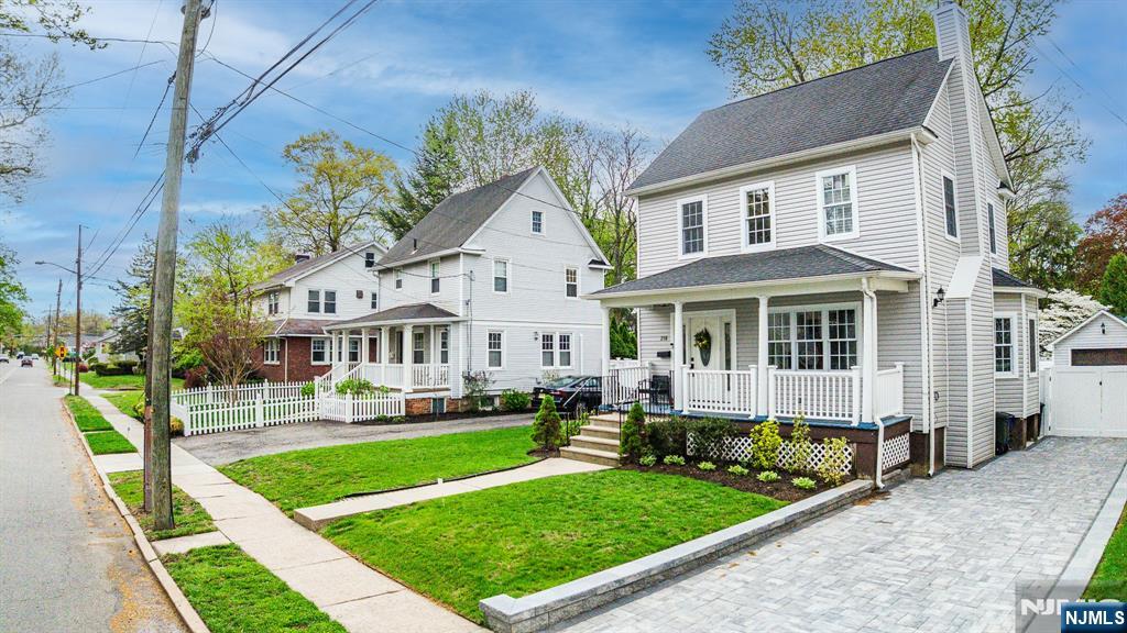 Property for Sale at 238 Milford Avenue, New Milford, New Jersey - Bedrooms: 4 
Bathrooms: 3 
Rooms: 9  - $649,000