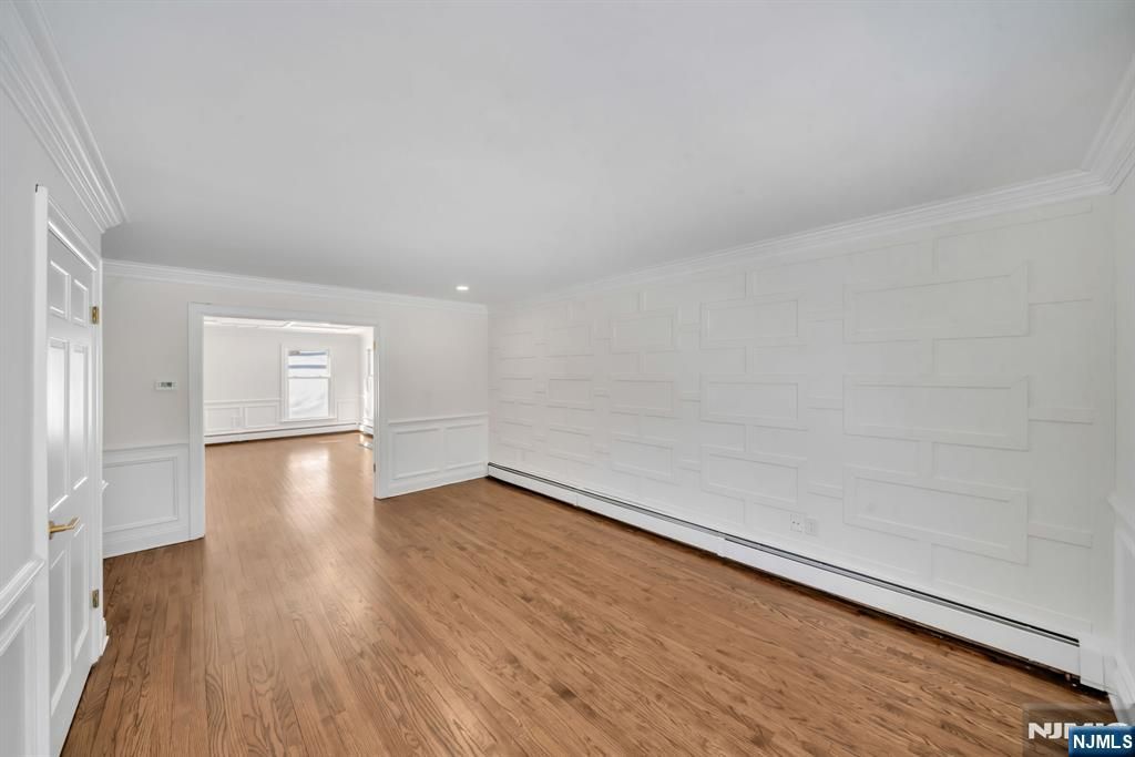 Photo of 853 Shadow Ridge Road, Franklin Lakes, NJ 07417 (MLS # 26011756)