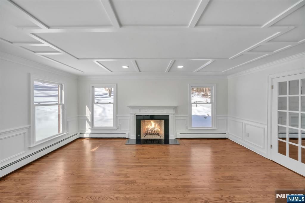 Photo of 853 Shadow Ridge Road, Franklin Lakes, NJ 07417 (MLS # 26011756)