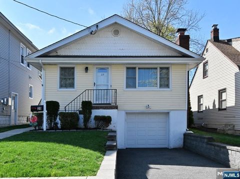 39 Niagara Street Dumont NJ 07628