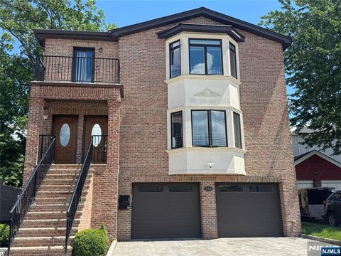 Photo of 508 Orchard Ave, Palisades Park, NJ 07650 (MLS # 26024750)