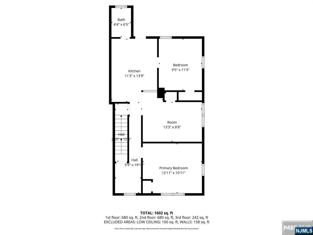 Main image without alt text