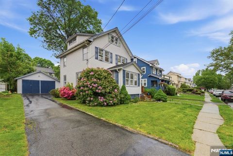 Photo of 1142 Stasia Street, Teaneck, NJ 07666 (MLS # 26016994)