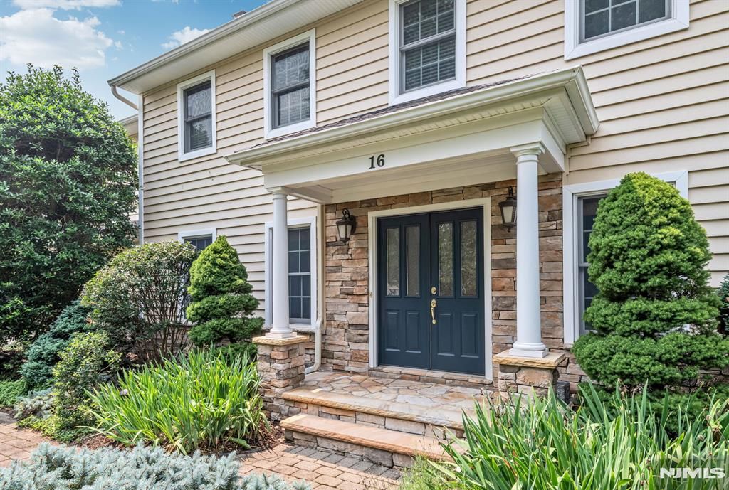 Photo of 16 Dimas Court, Harrington Park, NJ 07640 (MLS # 26003035)