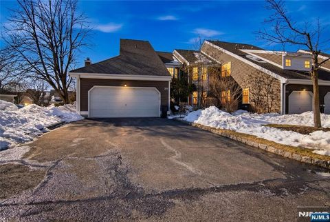 Photo of 279 De Rose Court, West Orange, NJ 07052 (MLS # 26006936)