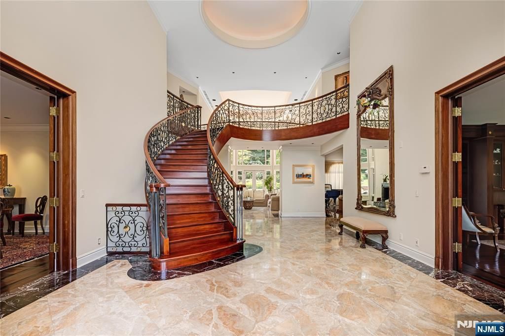 Photo of 67 Adams Drive, Cresskill, NJ 07626 (MLS # 26015286)