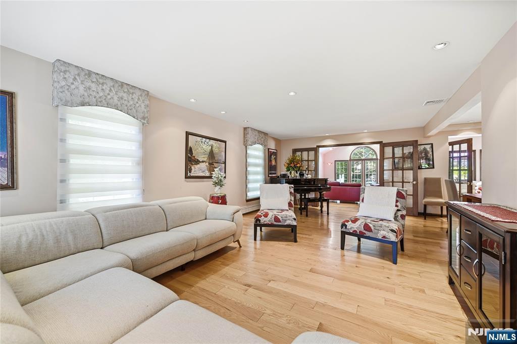 111 Kitchell Lake Drive