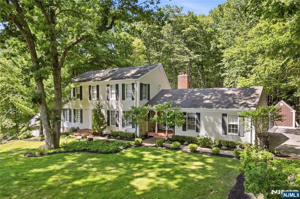 111 Kitchell Lake Drive
