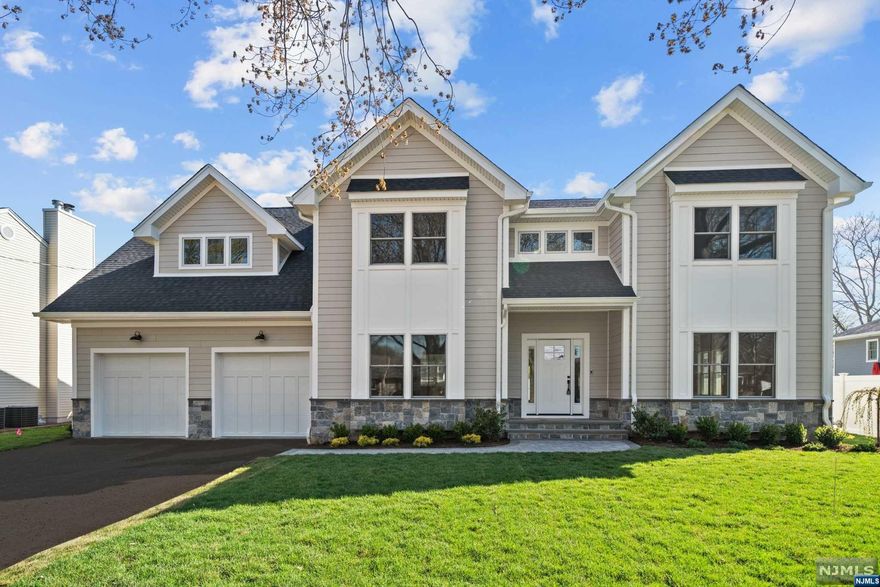 Beautiful New Construction home built on existing Foundation. This home is built by well known Bergen County Builder and Designer. This home features approx. Approx 5600 Sq Feet of Luxury living including the finished basement. Main level has large 2 story foyer leading to a Formal Living Room and Dining Room. The rear of house has an open kitchen to family Room great for entertaining, doors off kitchen will lead to paver patio. Ground floor Bedroom suite and Full bath finish the main level. 2nd floor has large Primary Suite, with Spa like Bathroom and his and hers walk in closets. 3 addtional Bedrooms and 2 full baths complete the top floor. Basement includes large playroom, Gym and Entertainment Room.