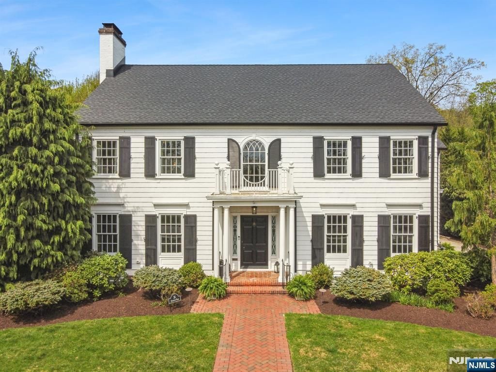 Photo of 36 Edgemont Road, Montclair, NJ 07042 (MLS # 26013340)