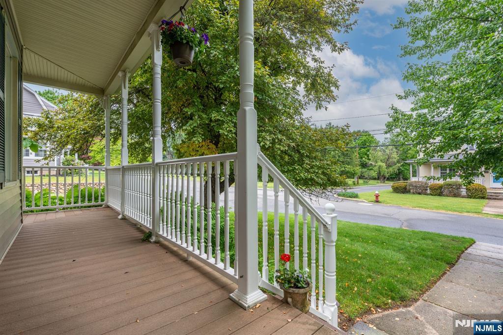 66 Hillside Avenue