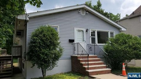 Photo of 450 Tappan, Norwood, NJ 07648 (MLS # 26018702)