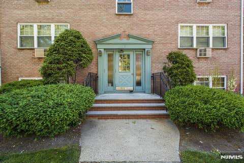 Photo of 138 Clinton Pl #7E, Hackensack, NJ 07601 (MLS # 26022168)