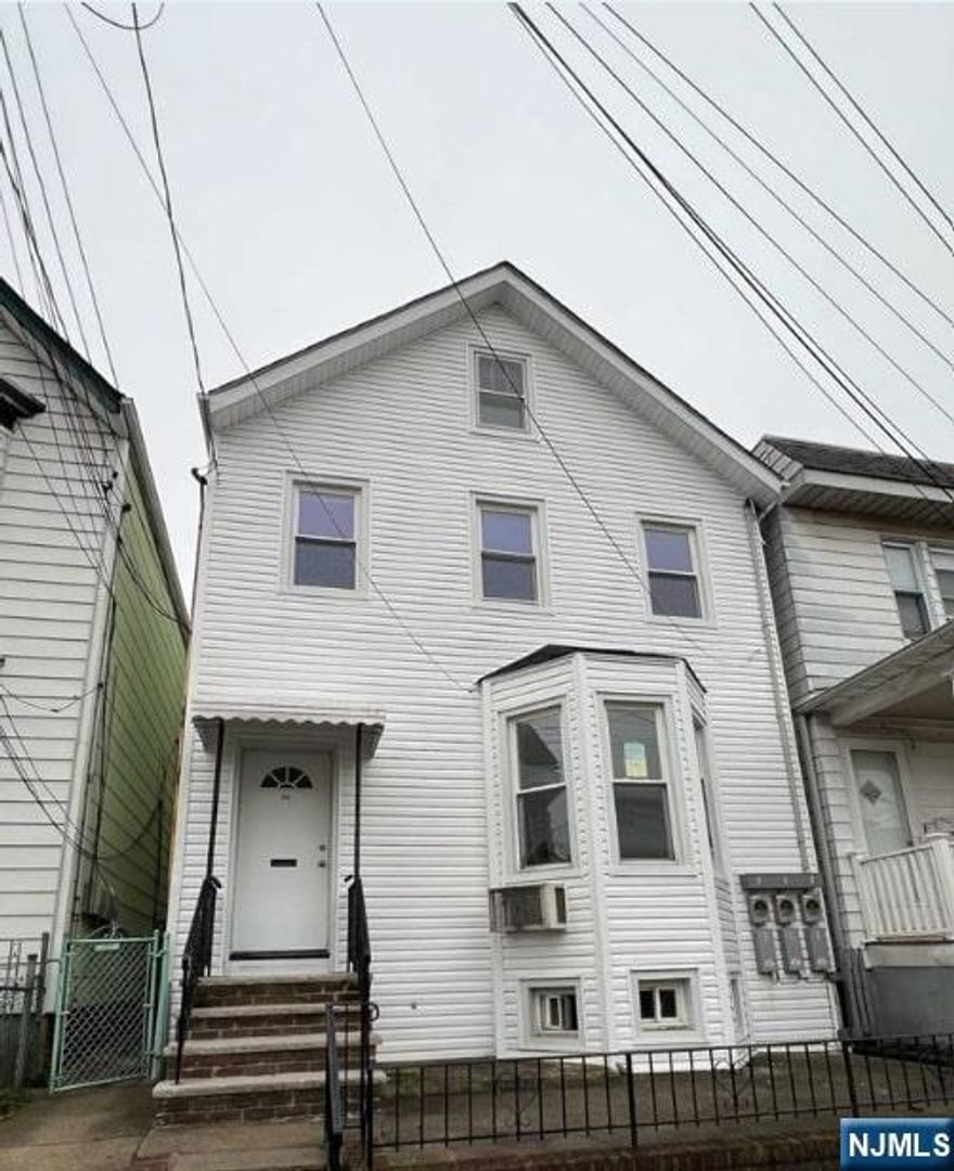 VERY SPACIOUS 2-BEDROOM APARTMENT FOR RENT. TOTAL 5 ROOMS: 2 BEDROOMS, LIVING ROOM, BIG KITCHEN AND FULL BATH PLUS NICE BACK YARD TO USE. SHARE LAUNDRY IN THE BASEMENT. MINUTES TO PATH TRAIN TO NEW YORK. NEWLY PAINTED, ROOMY, NEW AC, WELL LIGHTING AND HIGH CEILING. NEAR MAJOR TRANSPORTATION, NJIT, RUTGERS UNIVERSITY, PATH TRAIN TO NEW YORK, SCHOOLS, PARKS, GROCERY STORES AND MANY MORE. DO NOT DO DIRECT! BY APPOINTMENT ONLY. A MUST SEE!!! AVAILABLE NOW!