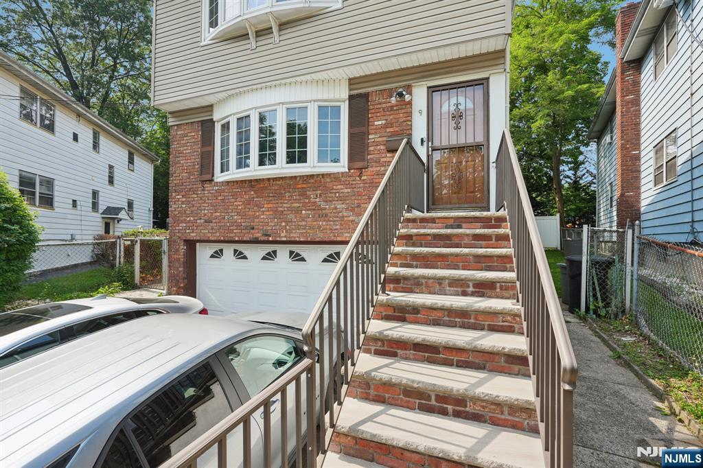 9 Lee Court