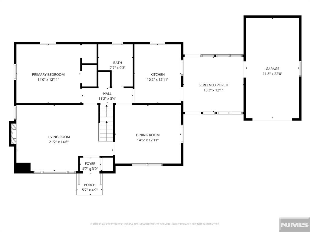 Main image without alt text