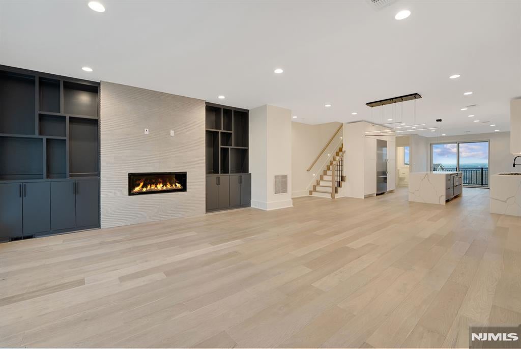 529 5th Street B