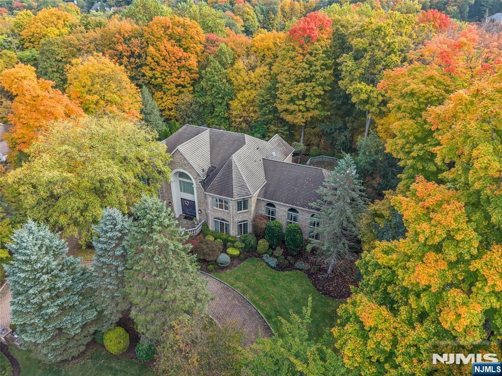 13 Great Hall Road