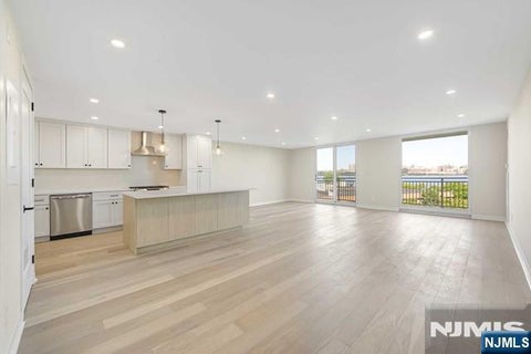 Photo of 1077 River Rd #602, Edgewater, NJ 07020 (MLS # 26031710)