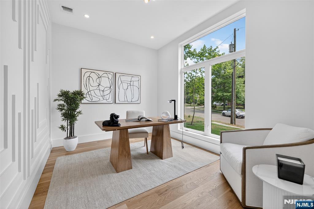 26 Collins Avenue