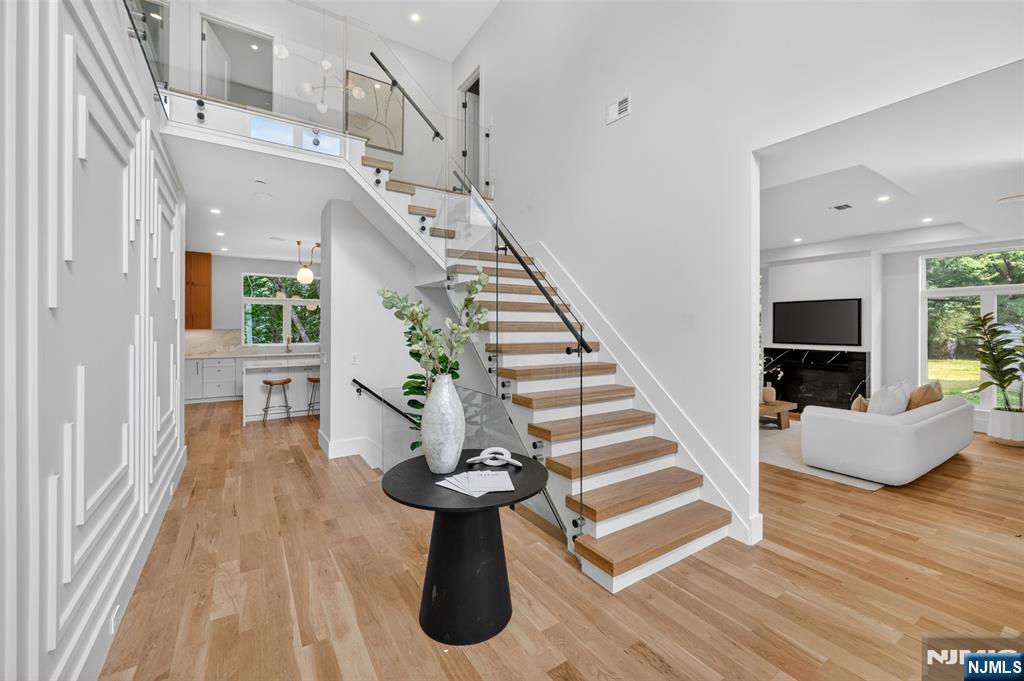26 Collins Avenue