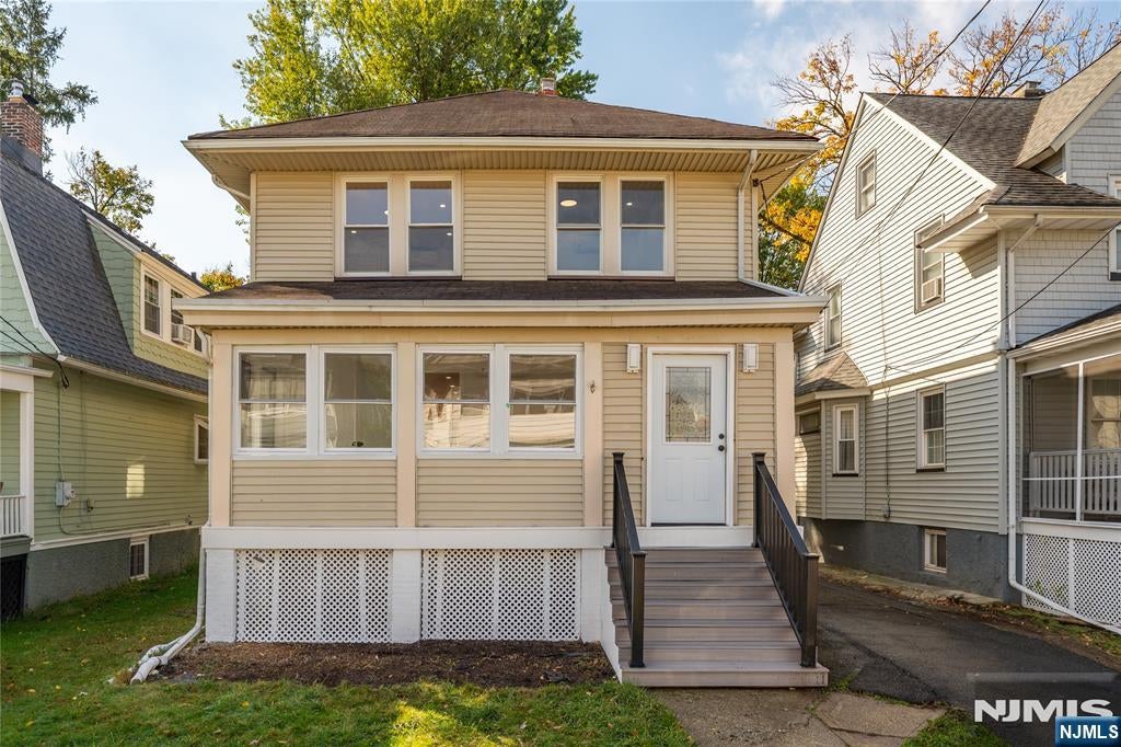 18 Meeker Street