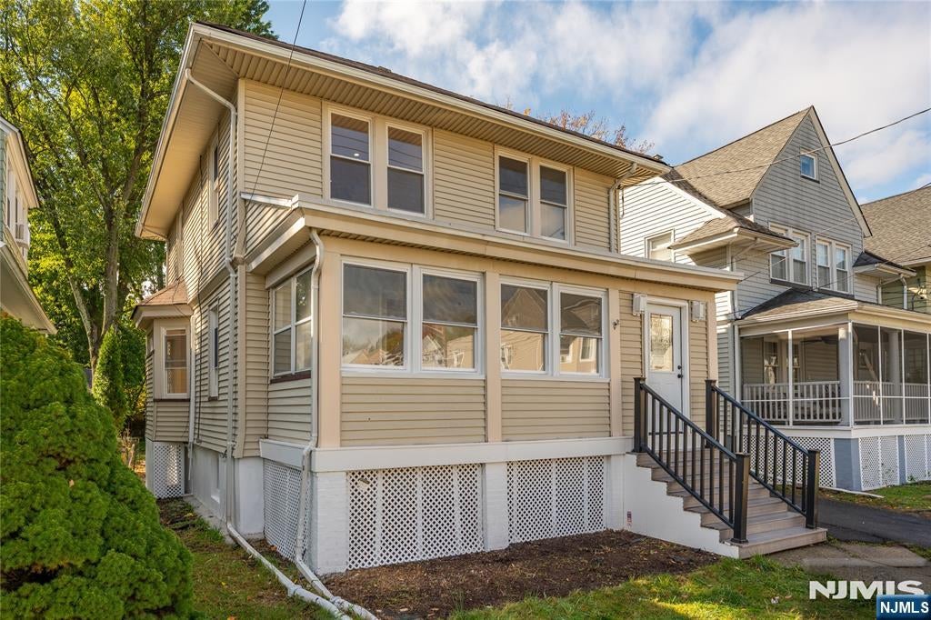18 Meeker Street