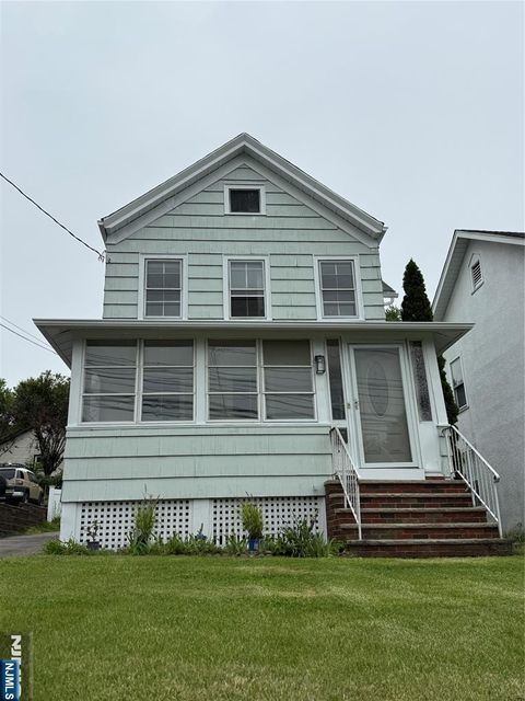 128 Prospect Midland Park NJ 07432