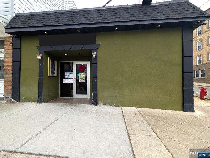 Established & Successful Restaurant/Bar Business and Building for Sale with Liquor License 'C' on Kearny Avenue. 80-90 Person Capacity w/Strong Weekly Income. New HVAC System Installed w/5 Year Service Guarantee. 1 Freezer, 1 Refrigerator, Kitchen w/Prep Area, Private Office and 2 Half Baths.