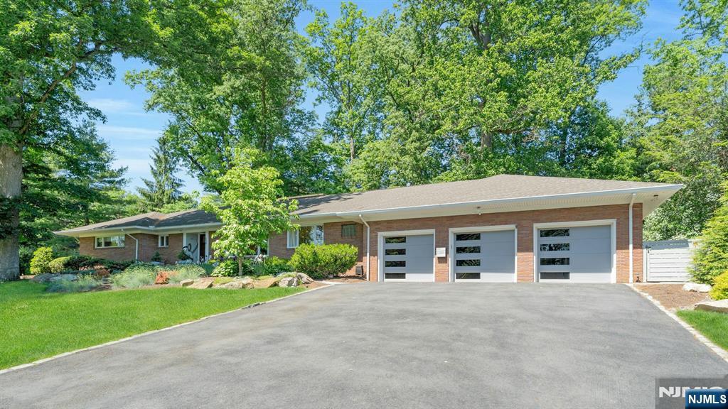 130 Pearl Brook Drive