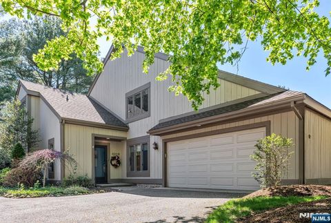 Photo of 400 Bromley Place #4003, Wyckoff, NJ 07481 (MLS # 26014382)