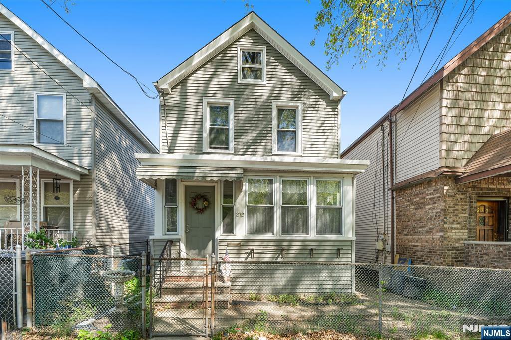 Property for Sale at 272 Burgess Place, Clifton, New Jersey - Bedrooms: 3 
Bathrooms: 1 
Rooms: 5  - $299,000