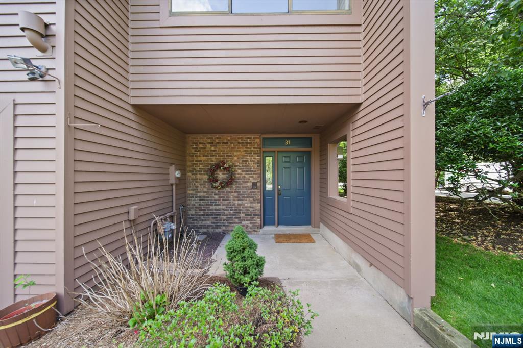 31 Berkeley Court 31D