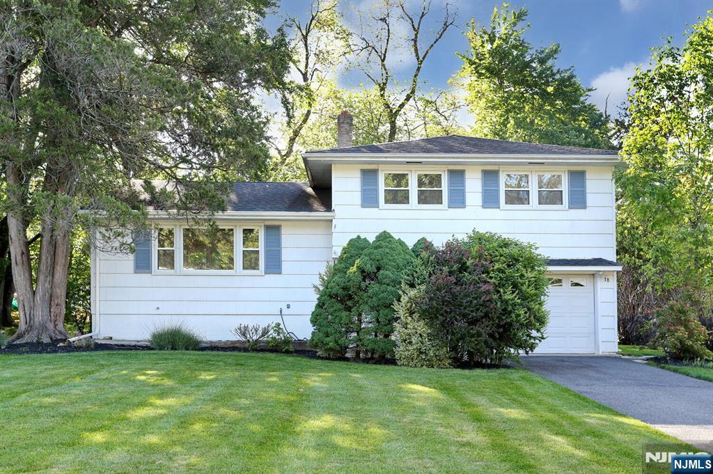38 Dante Place