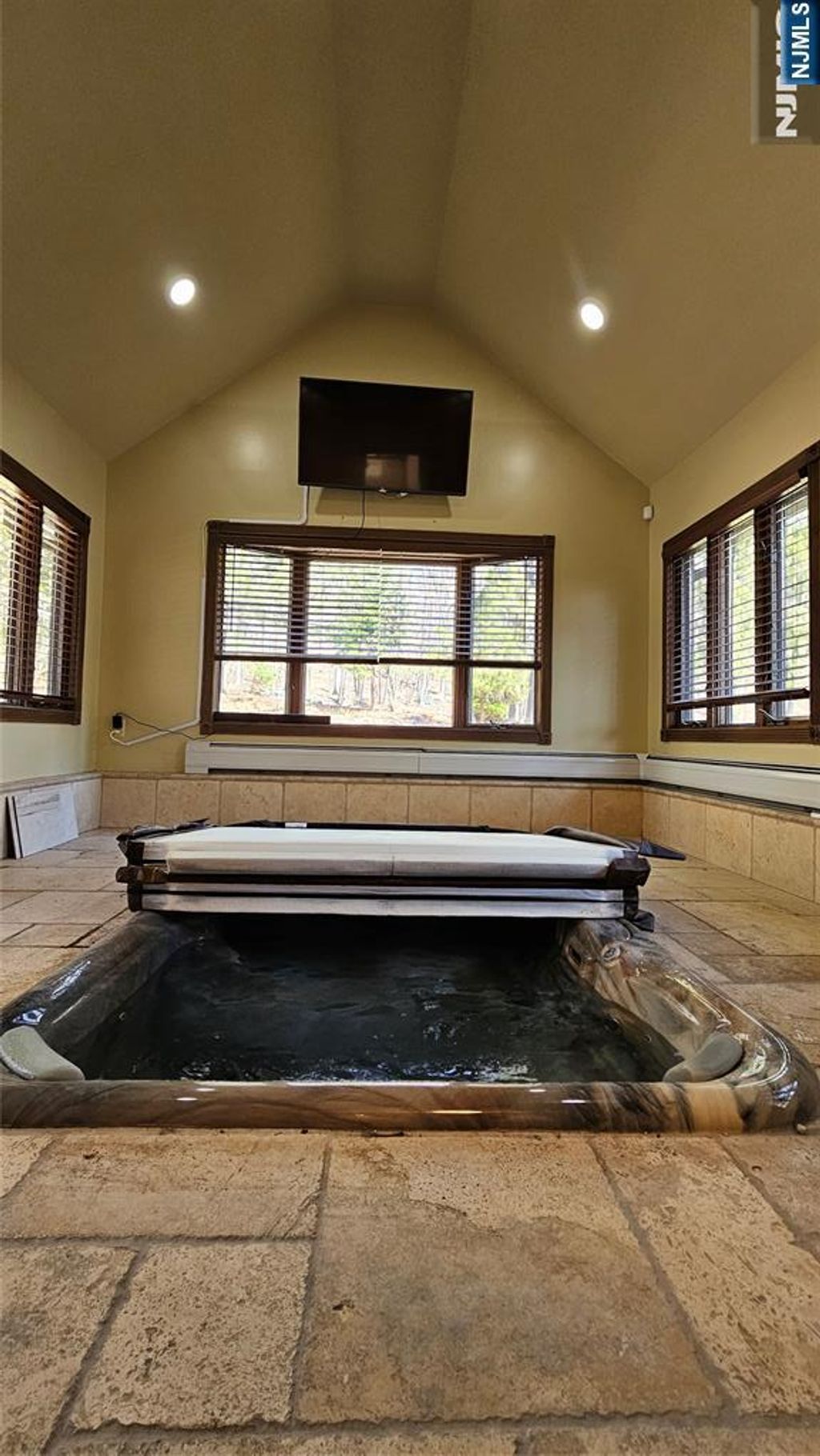 Photo of 534 Hamburg Turnpike, West Milford, NJ 07480 (MLS # 26010419)