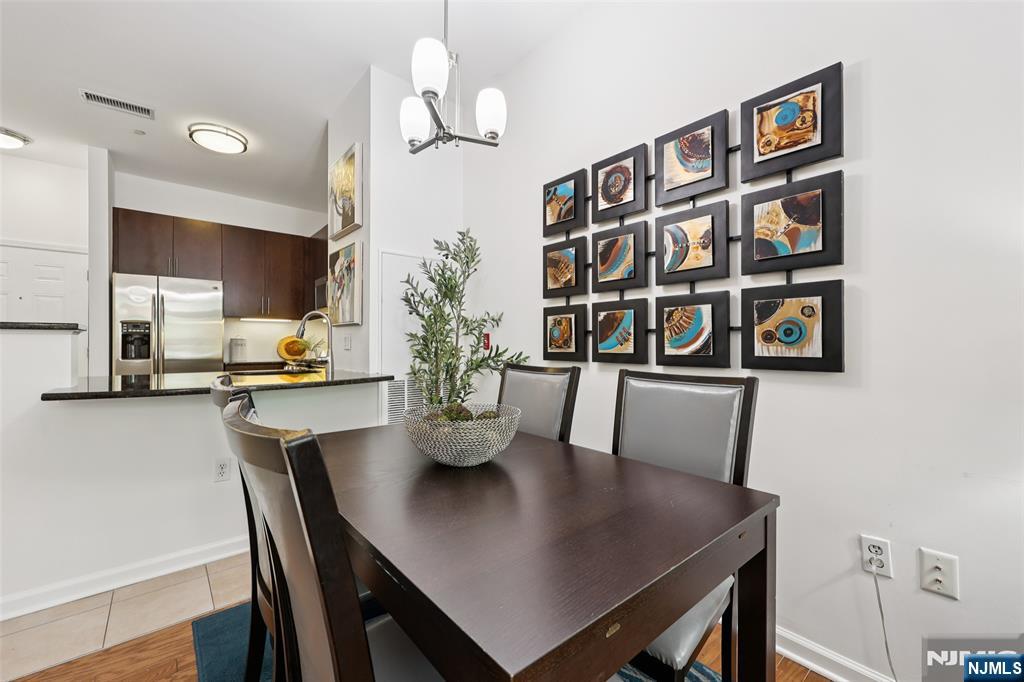 1101 Riverview Avenue 101