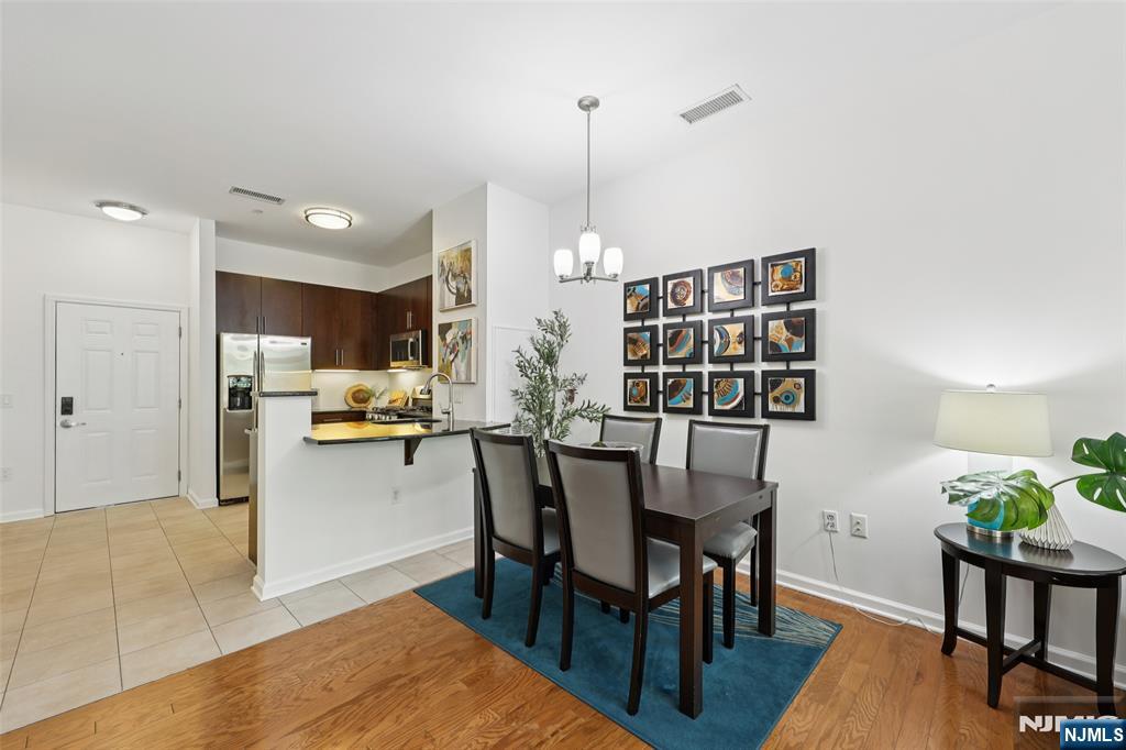 1101 Riverview Avenue 101